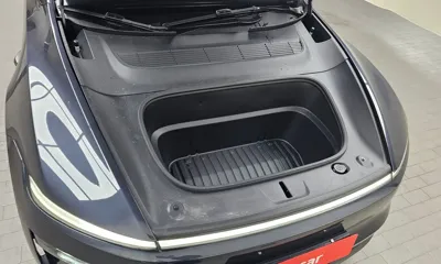 Tesla Model Y 2025, 5101 км, за 0 USD - фото 6