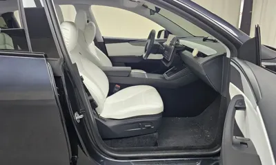 Tesla Model Y 2025, 5101 км, за 0 USD - фото 11