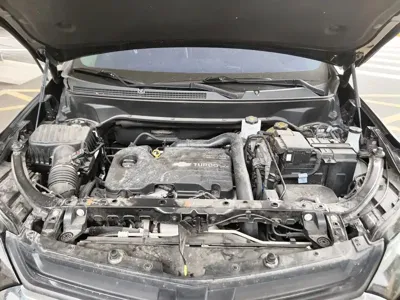 Chevrolet Equinox 2020, 48200 км, за 7666.13 USD - фото 11