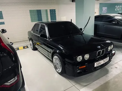 BMW 3-Series 1990, 220000 км, за 27322.43 USD