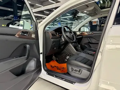 Volkswagen Tharu 2023, 31000 км, за 20038.58 USD