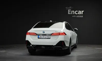 BMW 5-Series 2025, 11268 км, за 46753.9 USD