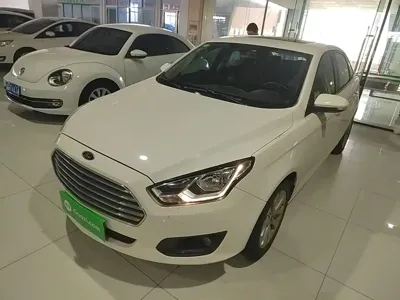 Ford Escort 2019, 76600 км, за 4243.47 USD