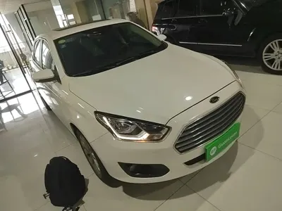 Ford Escort 2019, 76600 км, за 4243.47 USD