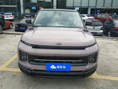 Geely ICON 2025, 14800 км, за 9783.18 USD