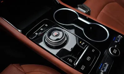 Kia K5 2024, 42336 км, за 22037.31 USD - фото 9