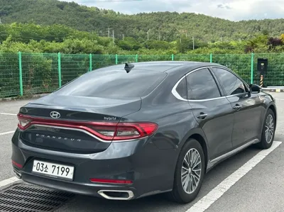 Hyundai Grandeur 2018, 35000 км, за 12360.15 USD - фото 6