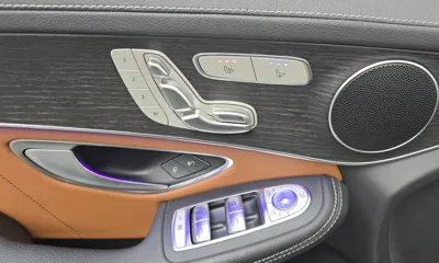 Mercedes-Benz GLC-Class 2022, 30244 км, за 29739.58 USD - фото 29
