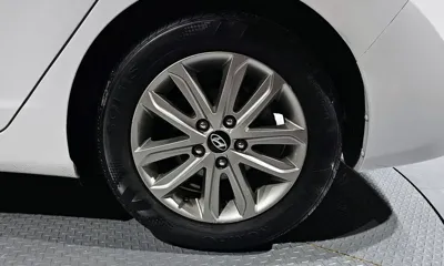 Hyundai Avante 2014, 81908 км, за 4495.12 USD - фото 21