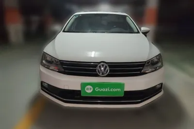 Volkswagen Sagitar 2017, 120100 км, за 10988 USD