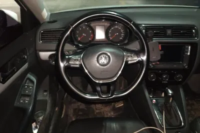 Volkswagen Sagitar 2017, 120100 км, за 10988 USD - фото 9
