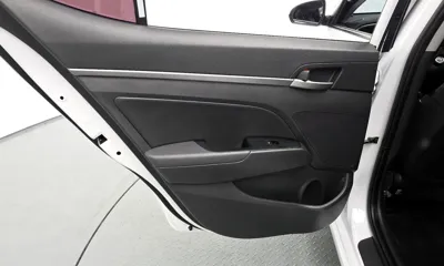 Hyundai Avante 2018, 52791 км, за 6498.62 USD - фото 25