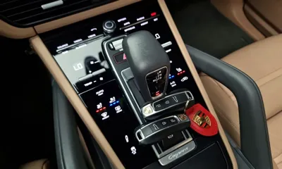 Porsche Cayenne 2020, 92368 км, за 42689.16 USD - фото 9