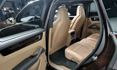 Porsche Cayenne 2020, 92368 км, за 42689.16 USD - фото 12