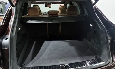 Porsche Cayenne 2020, 92368 км, за 42689.16 USD - фото 20