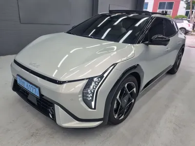 Kia EV4 · 2026 год