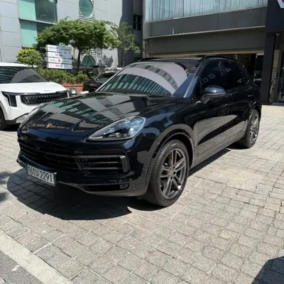 Porsche Cayenne 2022, 48900 км, за 63684.29 USD