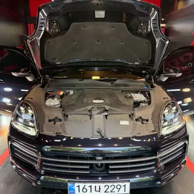 Porsche Cayenne 2022, 48900 км, за 63684.29 USD - фото 6