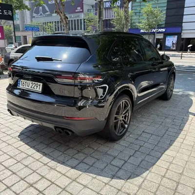 Porsche Cayenne 2022, 48900 км, за 63684.29 USD - фото 7