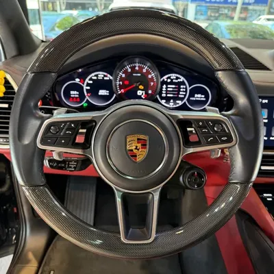 Porsche Cayenne 2022, 48900 км, за 63684.29 USD - фото 8