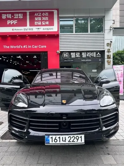 Porsche Cayenne 2022, 48900 км, за 63684.29 USD - фото 9