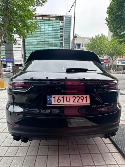 Porsche Cayenne 2022, 48900 км, за 63684.29 USD - фото 10