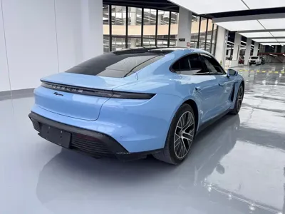 Porsche Taycan 2020, 52000 км, за 48799.85 USD - фото 17