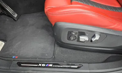 BMW X6M 2021, 50254 км, за 55190.78 USD - фото 33