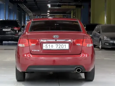 Kia Porte 2012, 127487 км, за 2034.92 USD