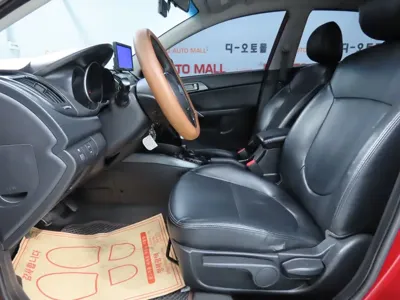 Kia Porte 2012, 127487 км, за 2034.92 USD - фото 6
