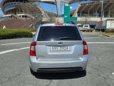 Kia Carens 2009, 212344 км, за 1706.71 USD