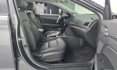 Hyundai Avante 2016, 31439 км, за 5810.42 USD - фото 11