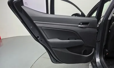 Hyundai Avante 2016, 31439 км, за 5810.42 USD - фото 25