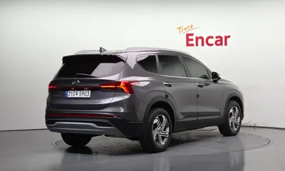Hyundai Santafe 2023, 47099 км, за 15823.4 USD