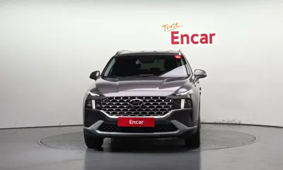 Hyundai Santafe 2023, 47099 км, за 15823.4 USD
