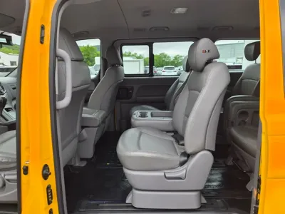 Hyundai Starex 2019, 68800 км, за 11971.8 USD - фото 8