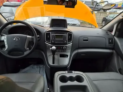 Hyundai Starex 2019, 68800 км, за 11971.8 USD - фото 12