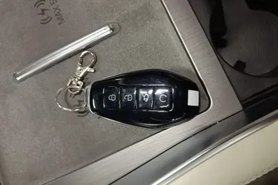 Denza N9