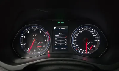 Hyundai Veloster 2021, 98617 км, за 11290.53 USD - фото 8