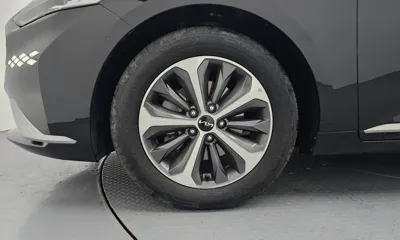Kia K8 2023, 24190 км, за 18314.3 USD
