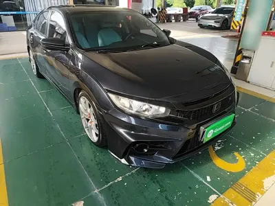 Honda Civic 2017, 157700 км, за 5872.85 USD