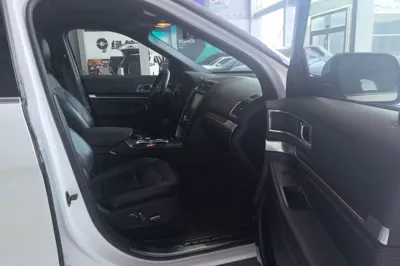 Ford Explorer 2016, 124600 км, за 13312 USD - фото 12