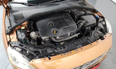 Volvo S60 2014, 76744 км, за 5281.6 USD - фото 6