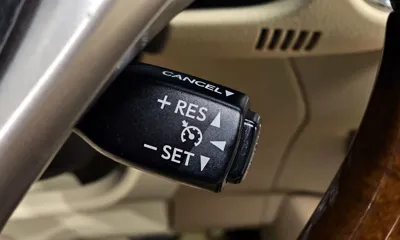 Lexus ES 2013, 96242 км, за 10838.15 USD - фото 20