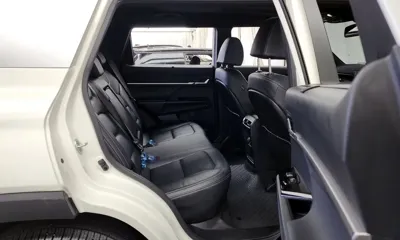 KG_Mobility_Ssangyong Torres 2023, 27367 км, за 16092.7 USD - фото 12