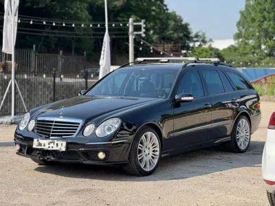 Mercedes-Benz E-Class · 2005 год