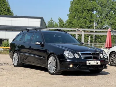 Mercedes-Benz E-Class 2005, 250000 км, за 16251.7 USD