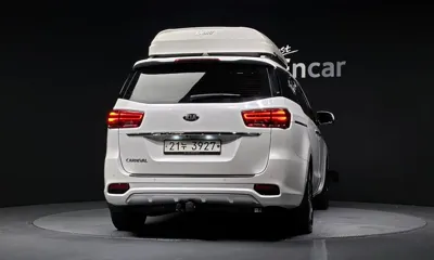 Kia Canival 2019, 83574 км, за 13082.26 USD