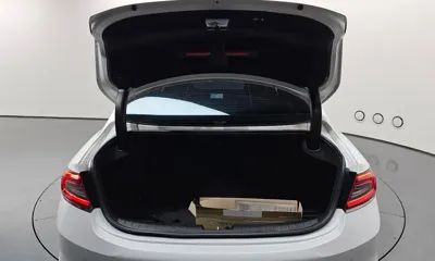 Hyundai Grandeur 2018, 103673 км, за 10437.18 USD - фото 20