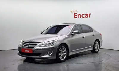 Hyundai Genesis · 2012 год